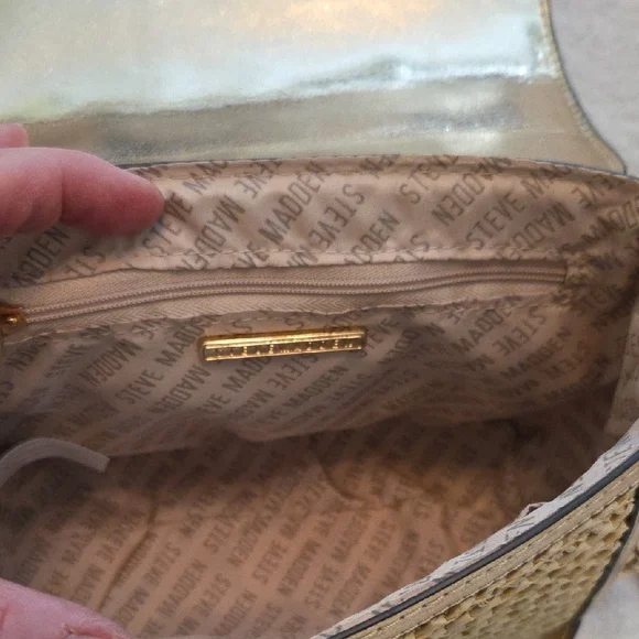 Steve Madden NWT Gold & Tan Mini Bag w/Structured Design, Crossbody Strap - Picture 7 of 7